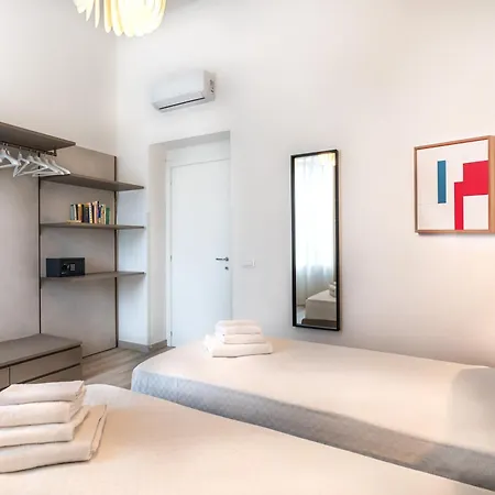 Orange Apartment Sorrento