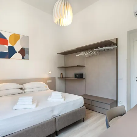 Orange Apartment Sorrento